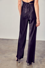 Load image into Gallery viewer, Satin Flared Pants
