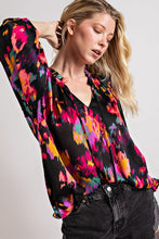 Load image into Gallery viewer, V-neck tie front blouse top
