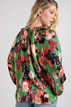 Load image into Gallery viewer, V-neck tie front blouse top
